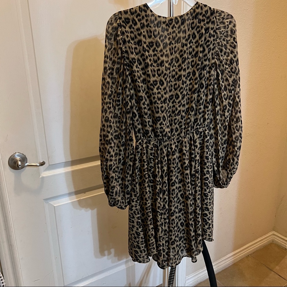 ASTR The Label RAPHAELA LEOPARD PRINT DRESS Size S - Picture 5 of 13